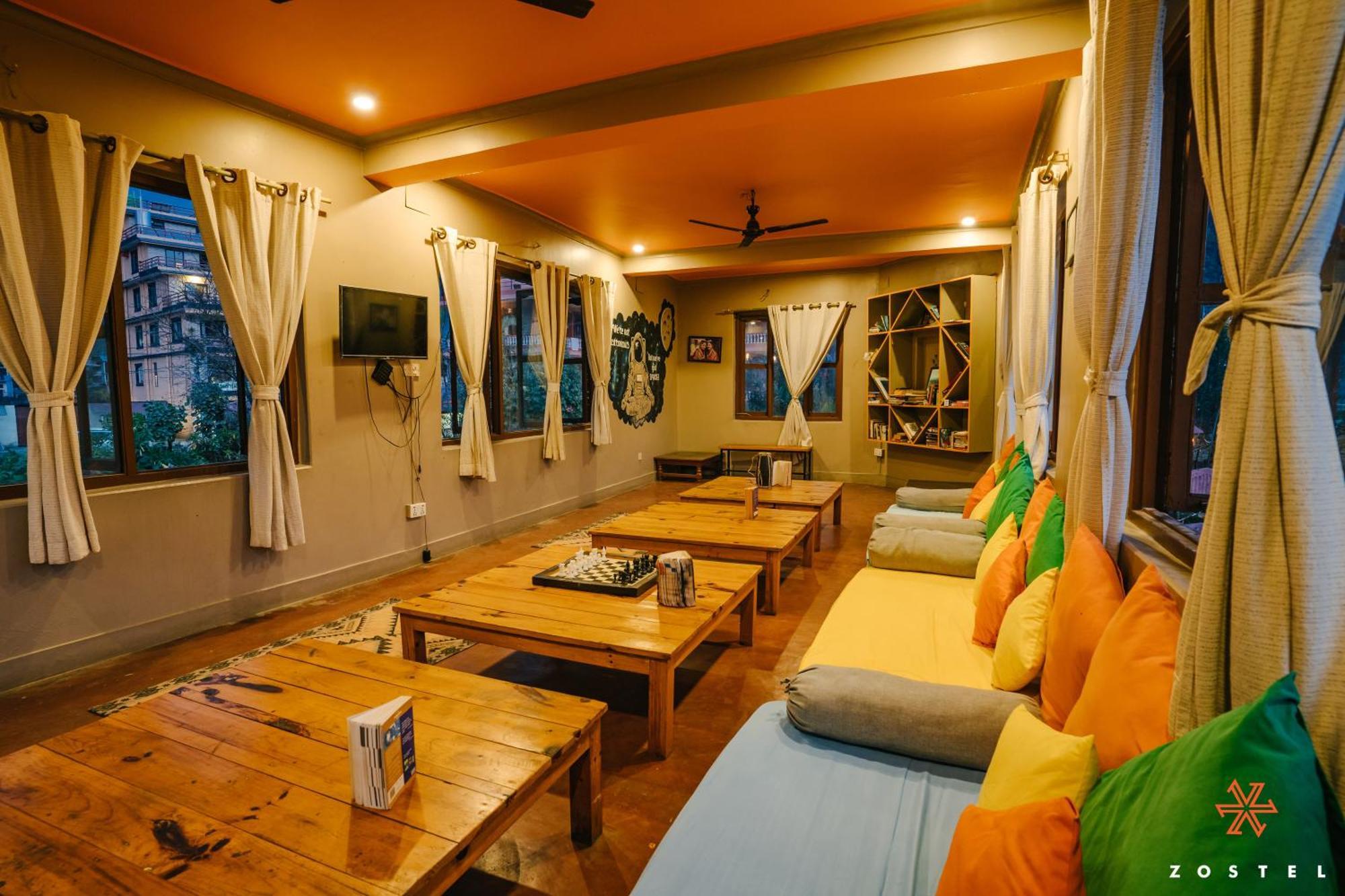 Albergue Zostel Pokhara Exterior foto